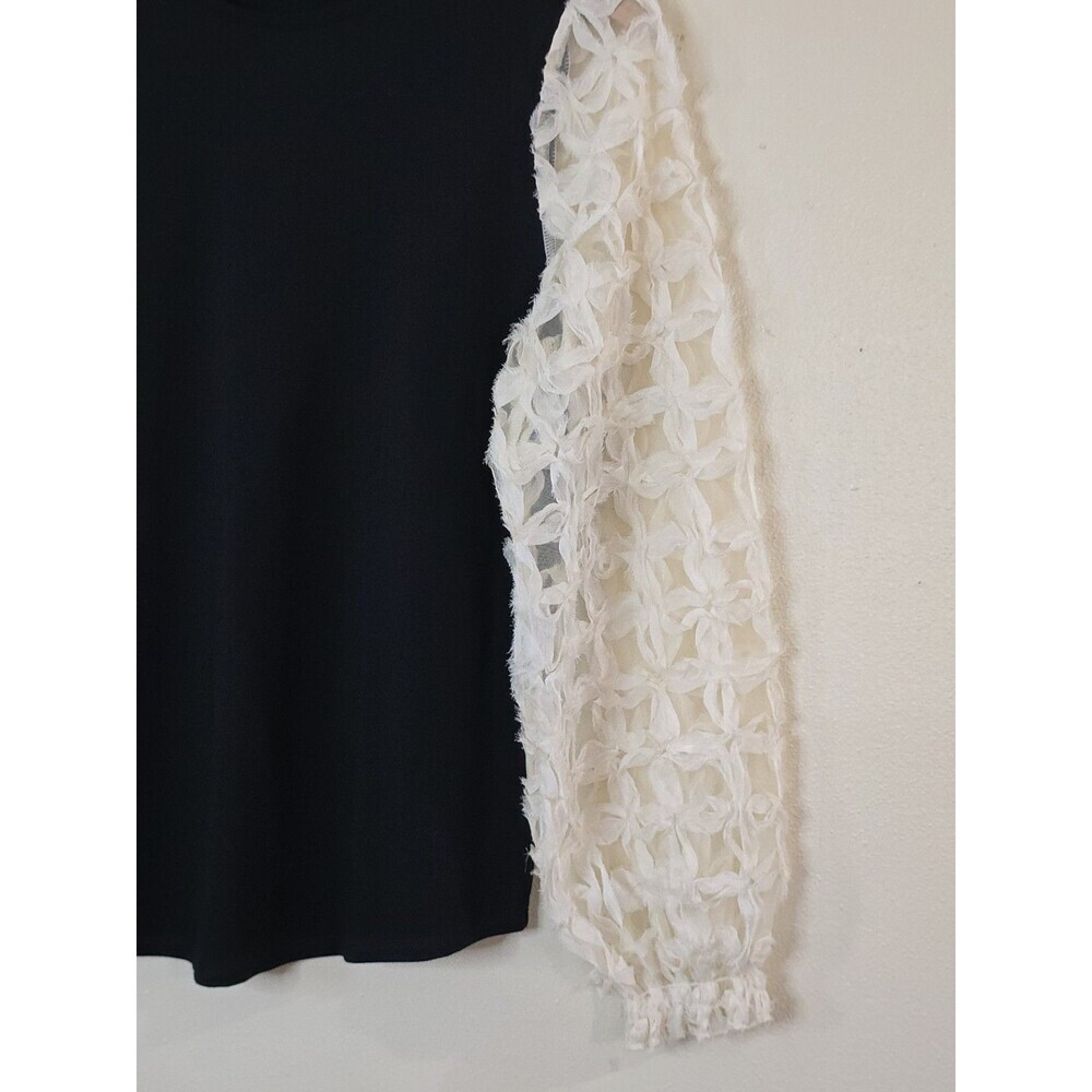 Chico's Mesh Applique Sleeve Blouse Womens Size 1 Medium Black Ivory Elegant Top - Picture 5 of 13